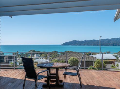 10 Torsby Road, Coopers Beach