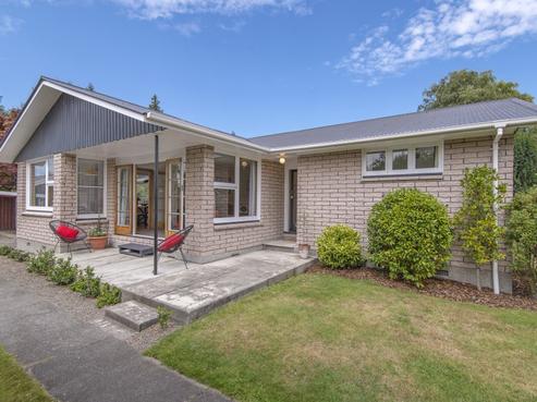 14 Yardley Street, Avonhead