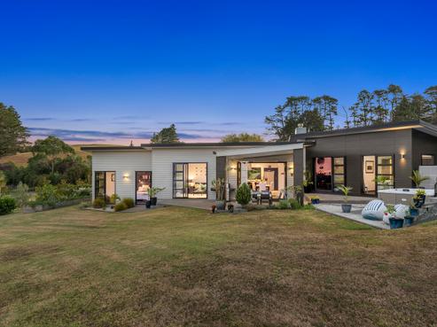 11 Tarata Court, Redvale