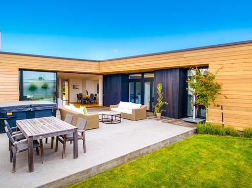 8 Stackbrae Avenue, Wanaka