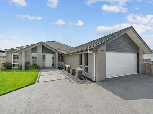 22 Helen June Avenue, Flagstaff