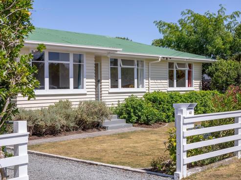 41 East Street, Greytown
