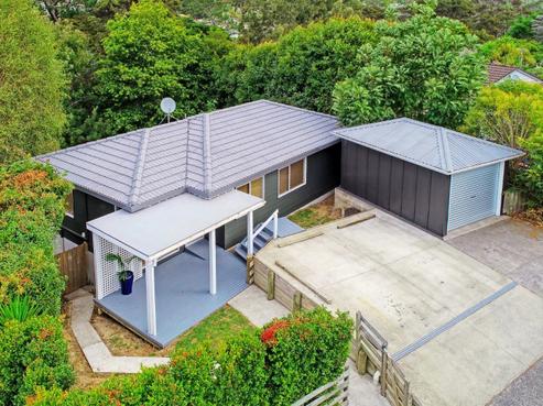 8 Oakhaven Place, Ranui