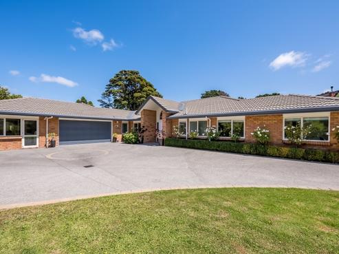 13 Natusch Road, Belmont
