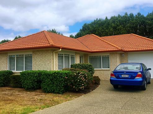 31 Trovare Place, Golflands