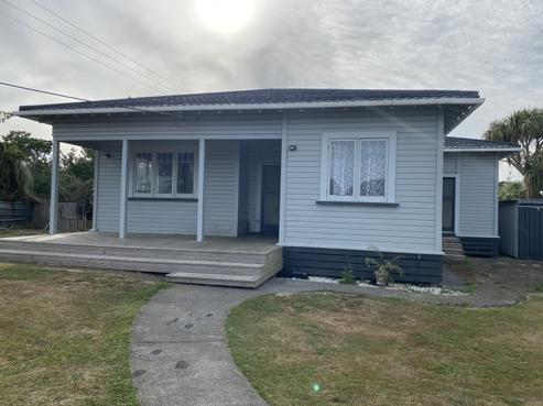 59 South Road, Manaia