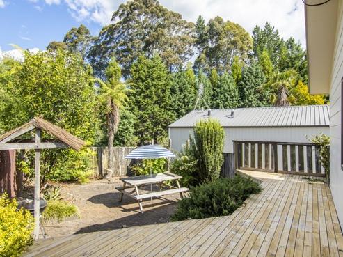 42B Olivine Street, Poike