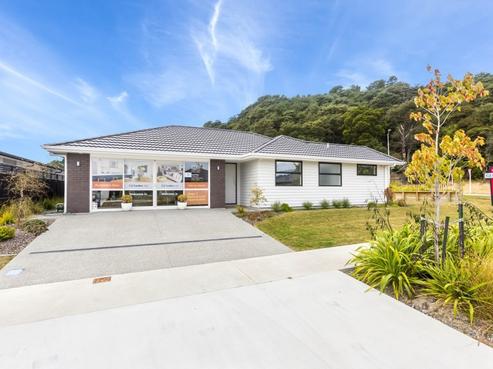 2 Hopkirk Avenue, Trentham