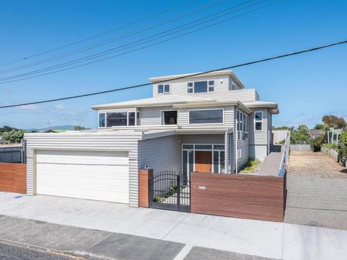 6 Mahana Road, Paraparaumu Beach