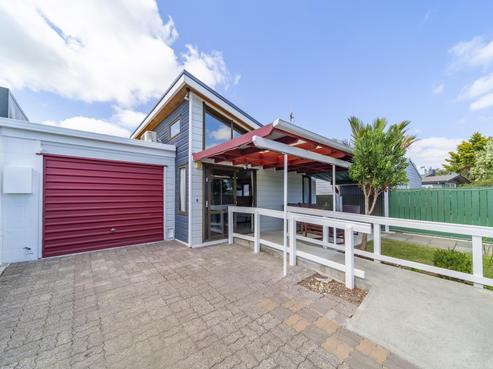 46A Clark Avenue, Pirimai