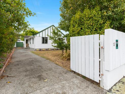 13 Islington Street, Trentham