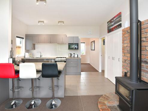 1097 Kahikatea Flat Road, Waitoki