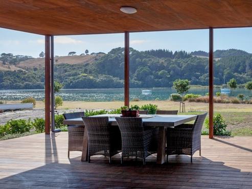 26 Admiral Drive, Cooks Beach