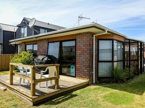 2/300 Saint Aubyn Street, New Plymouth Central