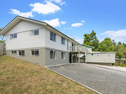 30 Onedin Place, Titirangi