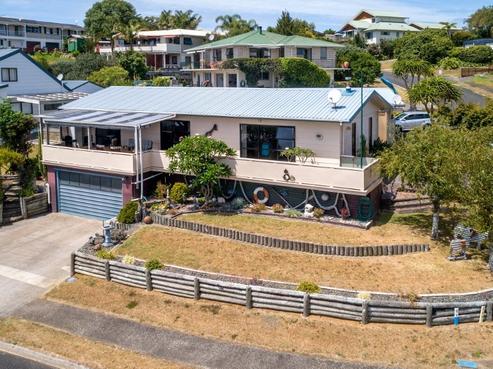 201 Tukere Drive, Whangamata
