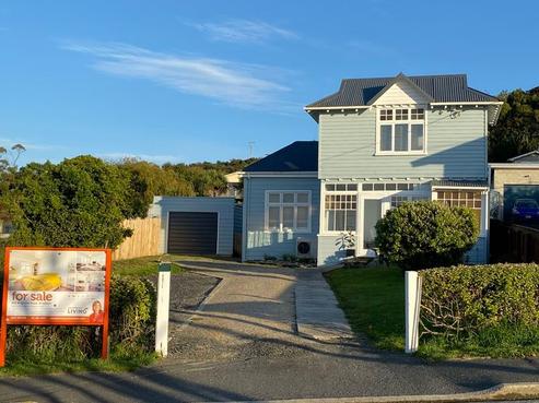 992 Brighton Road, Brighton