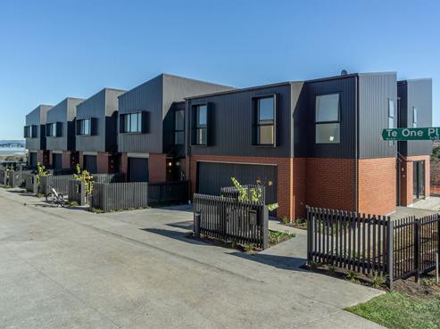 2 Te One Place, Belmont