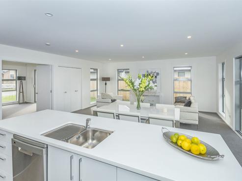 5 Sunline Avenue, Lincoln
