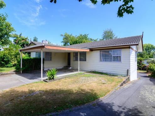 21 Deborah Place, Mangakakahi