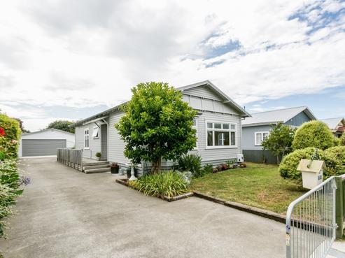 602 Beech Road, Akina