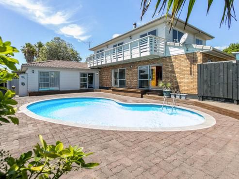 40 Challen Close, Conifer Grove