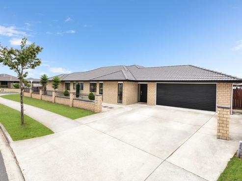 2 Allgood Place, Rototuna North