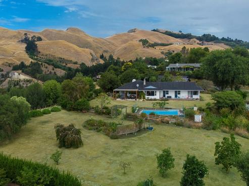 225 Durham Drive, Havelock North