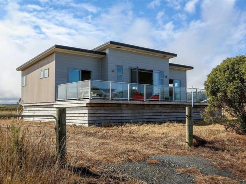 50 Anglers Avenue, Okato