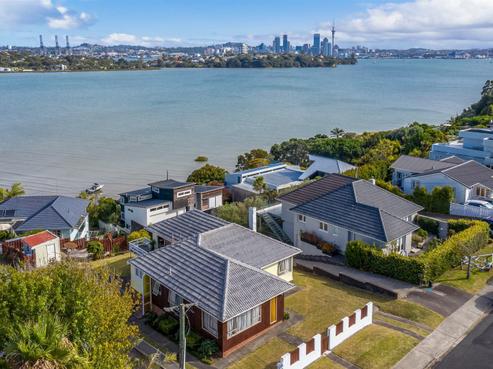 107 Norwood Road, Bayswater