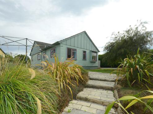 6 Kitchener Place, Opawa
