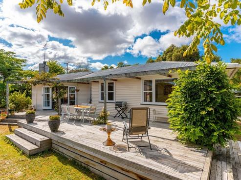 70 Cologne Street, Martinborough