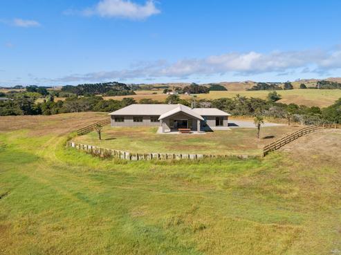 209 Gleeson Road, Pollok