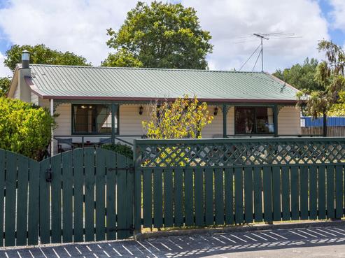 61 Dublin Street, Martinborough