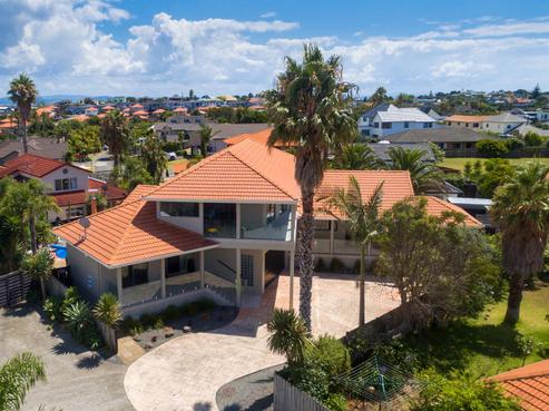 21 Belle-mer Place, Gulf Harbour