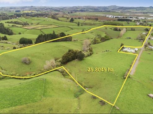 312 Parker Lane, Buckland