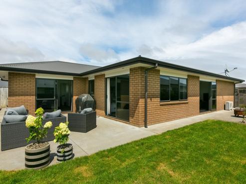 18 Coby Sydney Drive, Bell Block