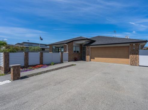 4 Petrel Close, Paraparaumu Beach