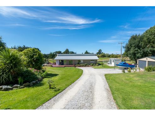 14 Kennard Crescent, Karitane