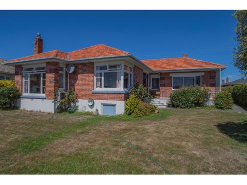 17 Andrew Street, Marchwiel