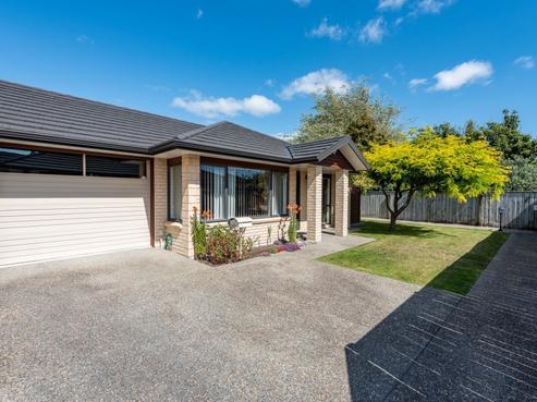 11 Ian Peter Way, Otaki