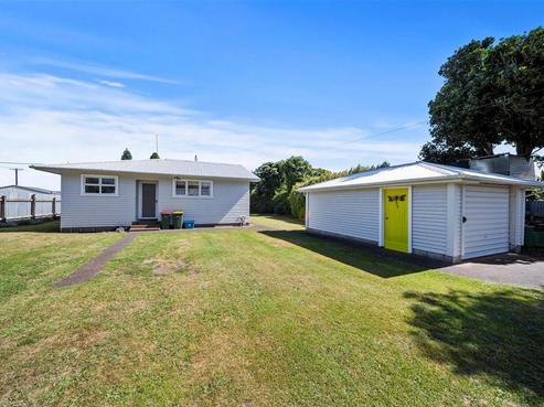 17 Douglas Street, Hawera