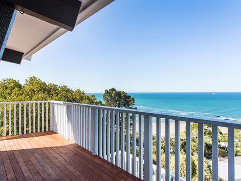 13 Tuawera Terrace, Clifton