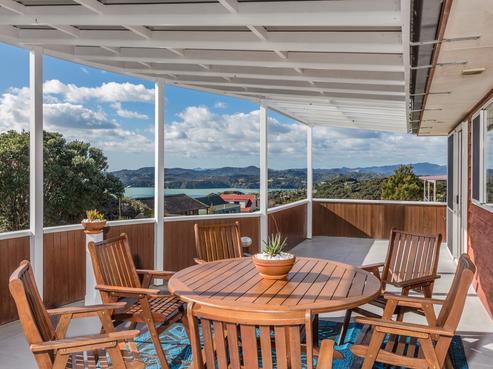 86 Te Haumi Drive, Paihia