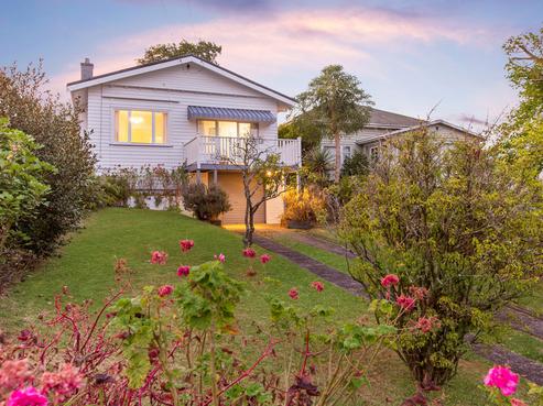16 Finch Street, Morningside