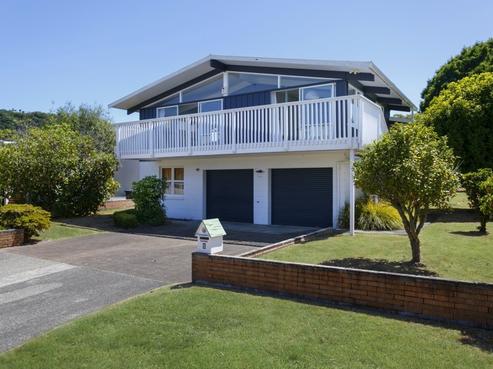 5 Winston Street, Acacia Bay
