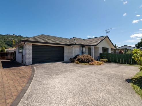5 Ashmore Place, Fairy Springs