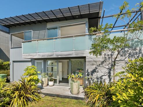 1/17 De Luen Avenue, Tindalls Beach