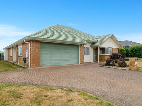 52 Warwick Drive, Lynmore