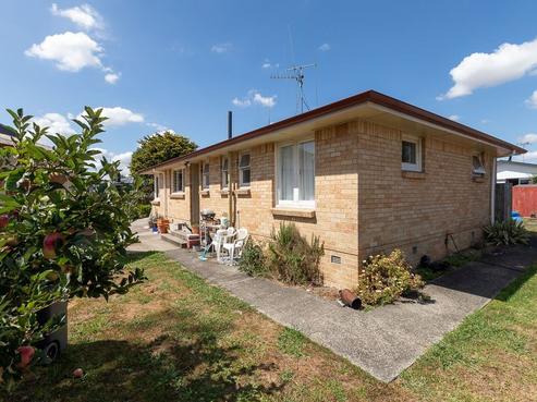 19 Defoe Avenue, Hillcrest